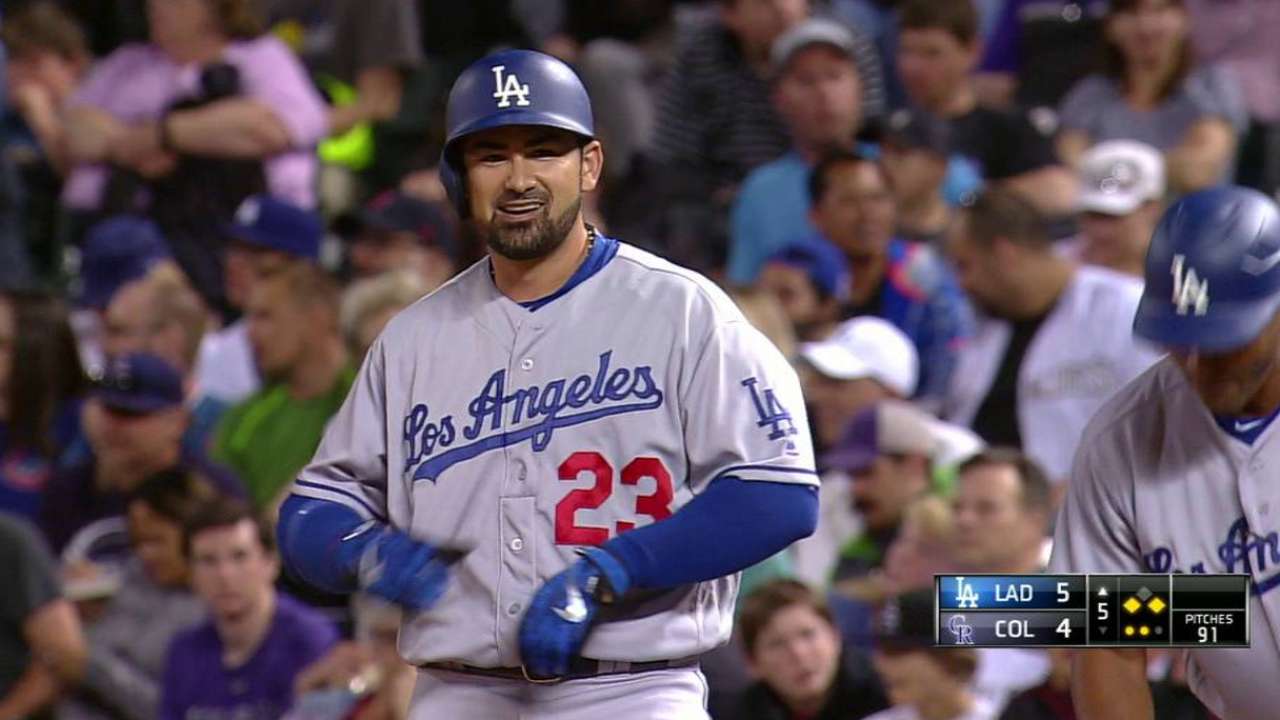 Gonzalez's two-run single