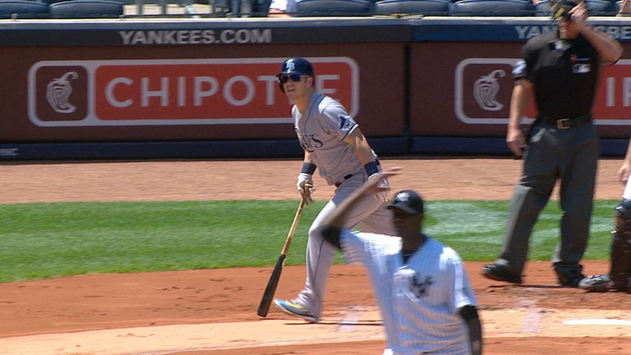 Rays conectan cinco jonrones y apalean a Yankees
