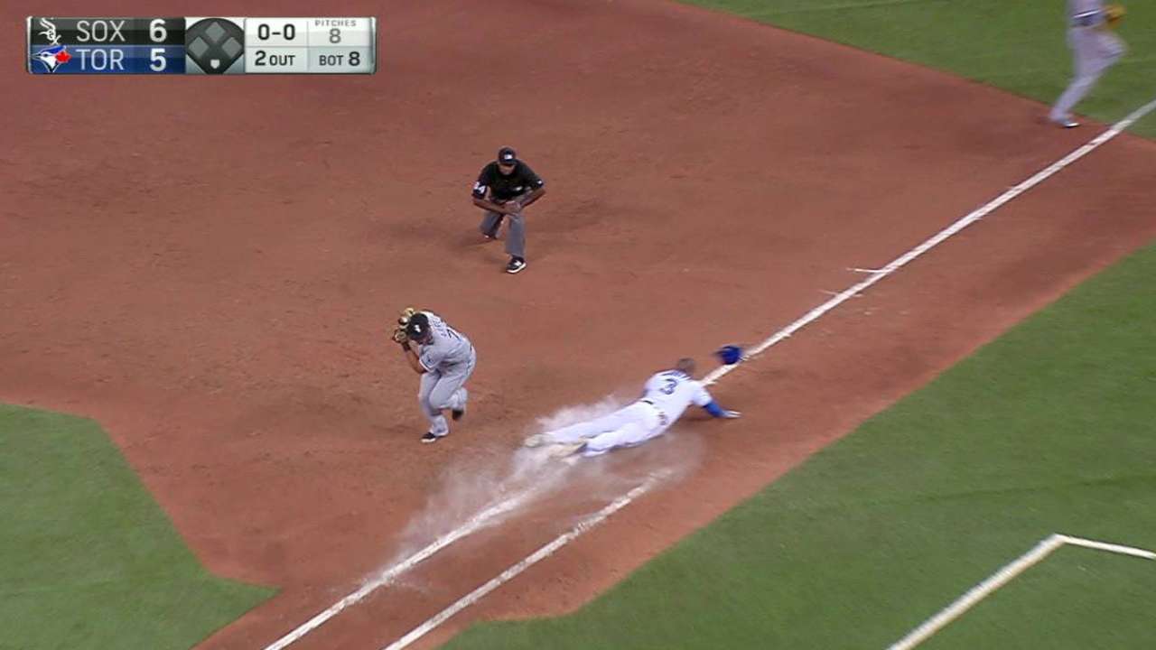 Albers' 30-outing shutout streak sets Sox mark