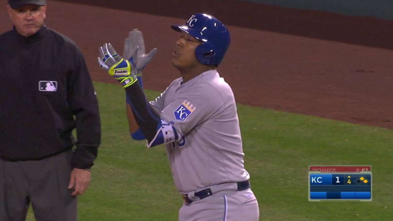 Perez's RBI single to left