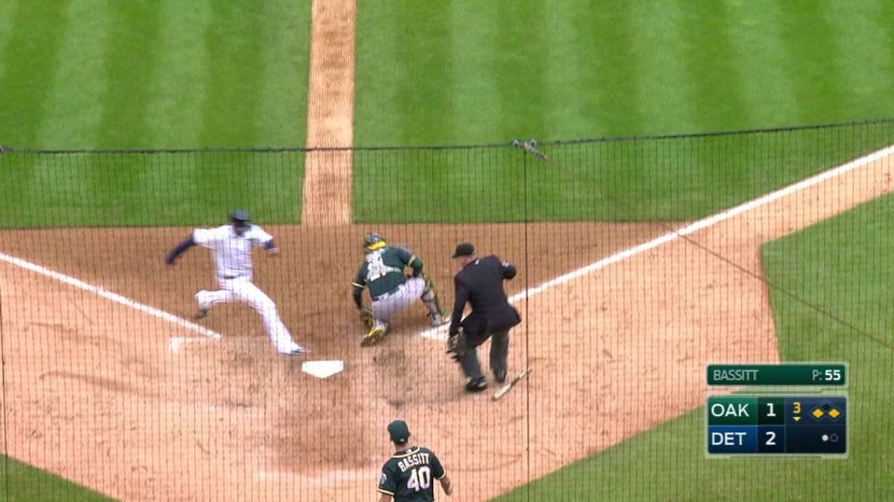 J.D. Martinez races home