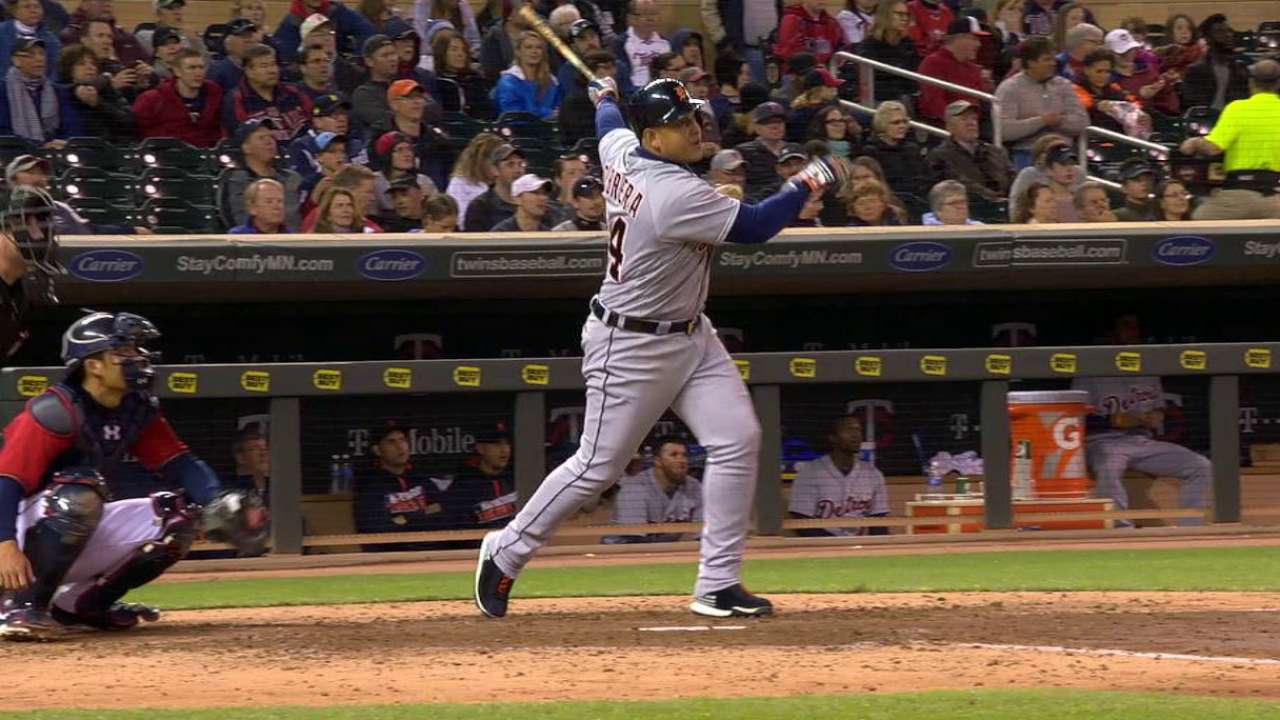 Fulmer wins debut as Tigers thump Twins