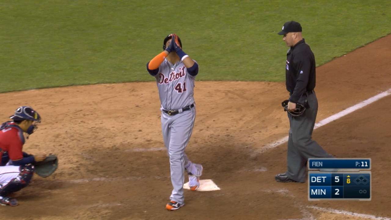 V-Mart's big night at the plate
