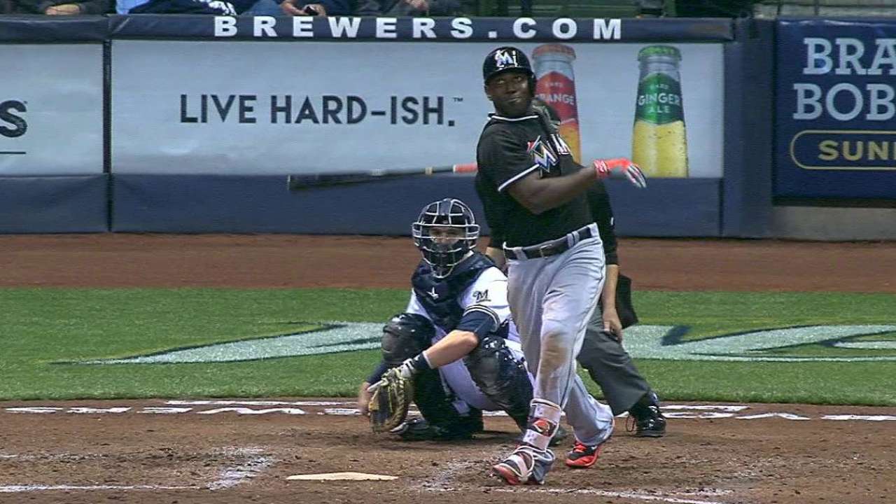 Ozuna's solo shot