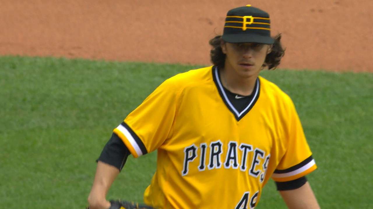 Locke's solid outing