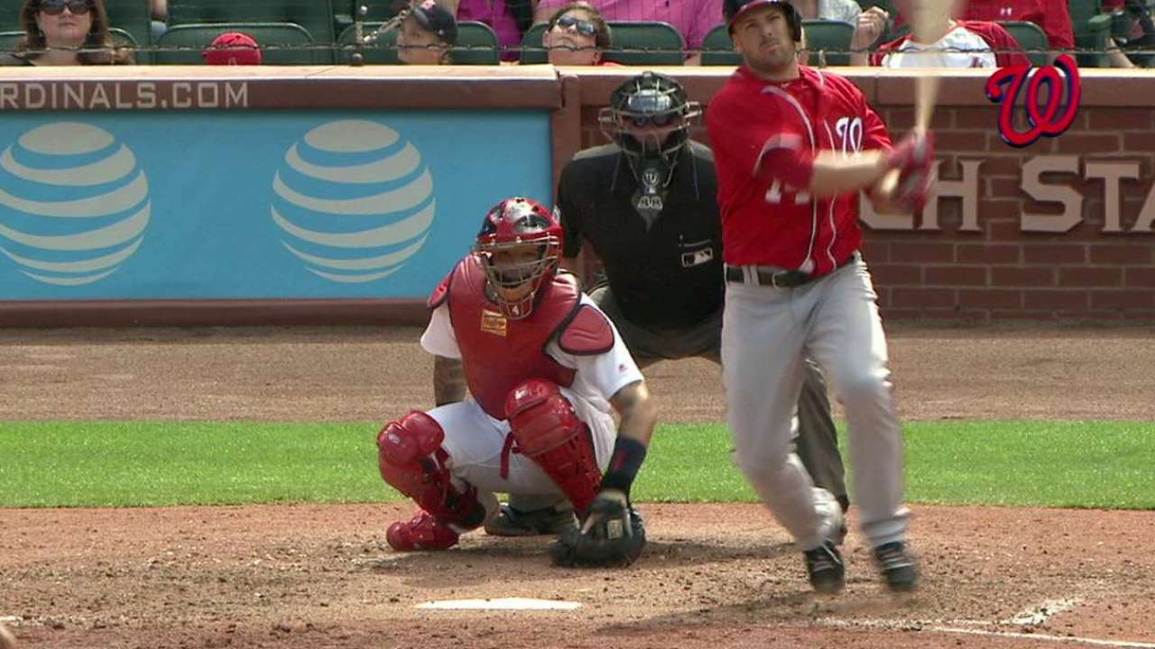Heisey's pinch-hit home run