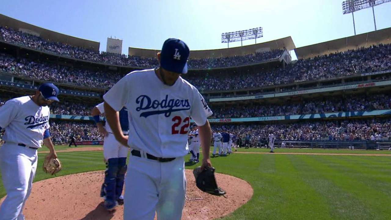 Kershaw goes the distance