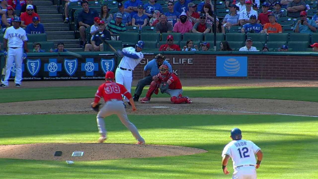 Mazara's RBI single to right