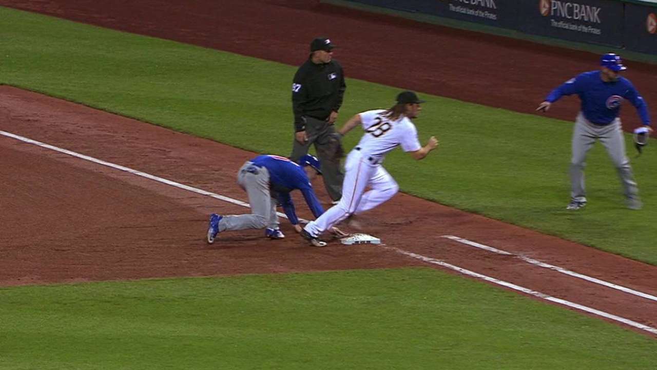 Szczur moves to second on error
