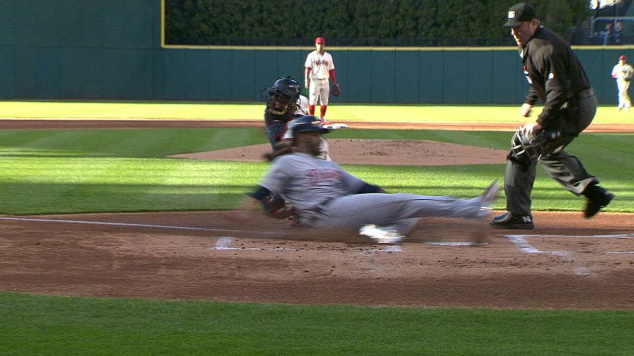 Byrd throws out J.D. Martinez