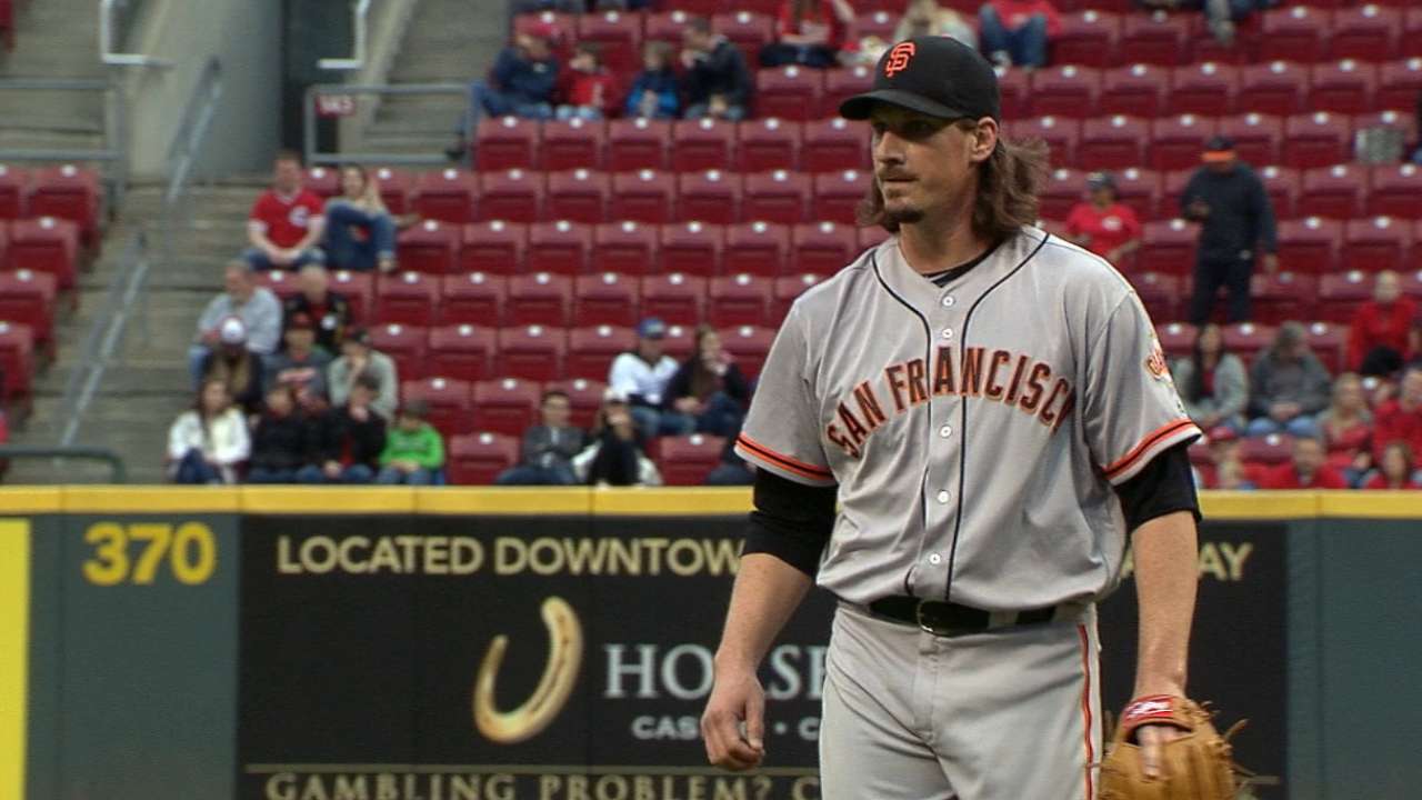 Superb Samardzija leads Giants to victory
