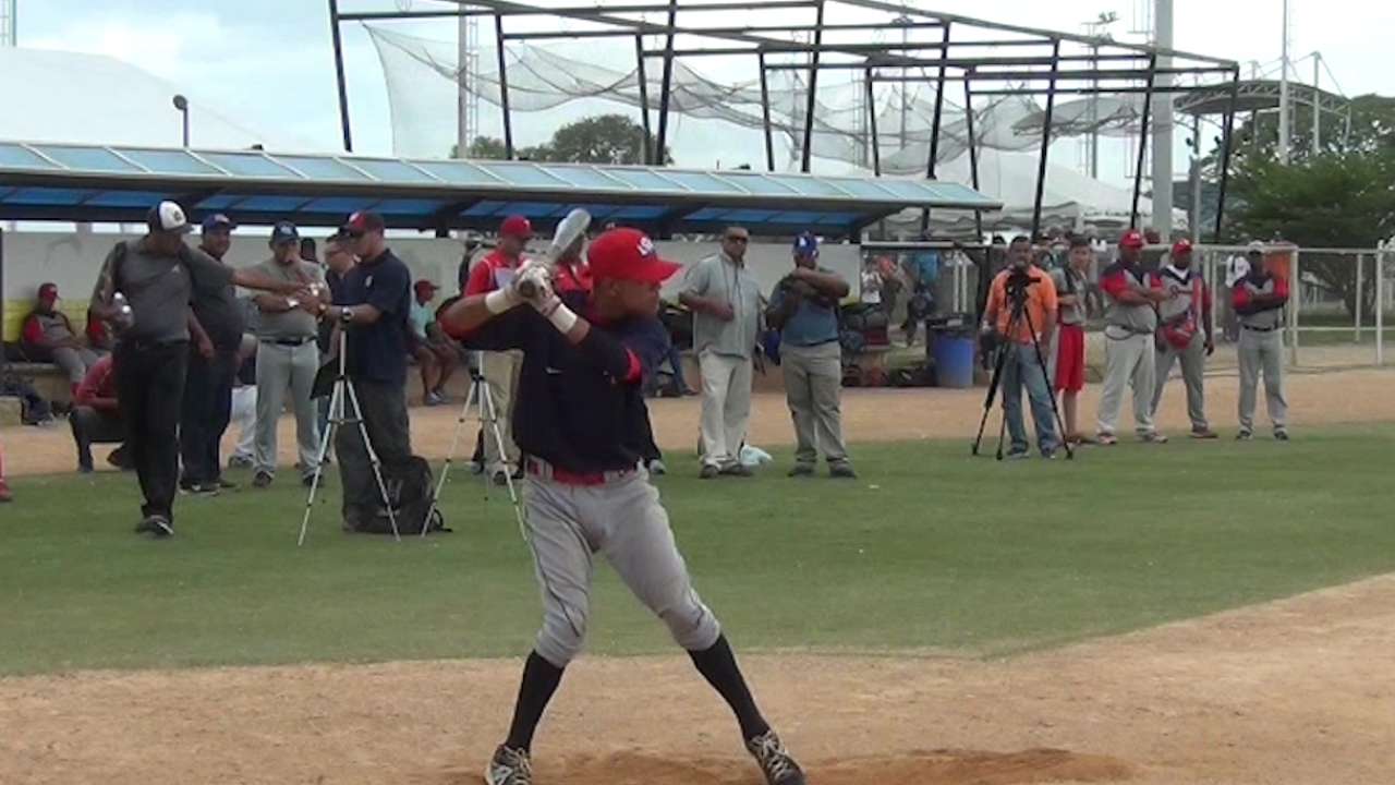 Top Int'l Prospects: Sanchez
