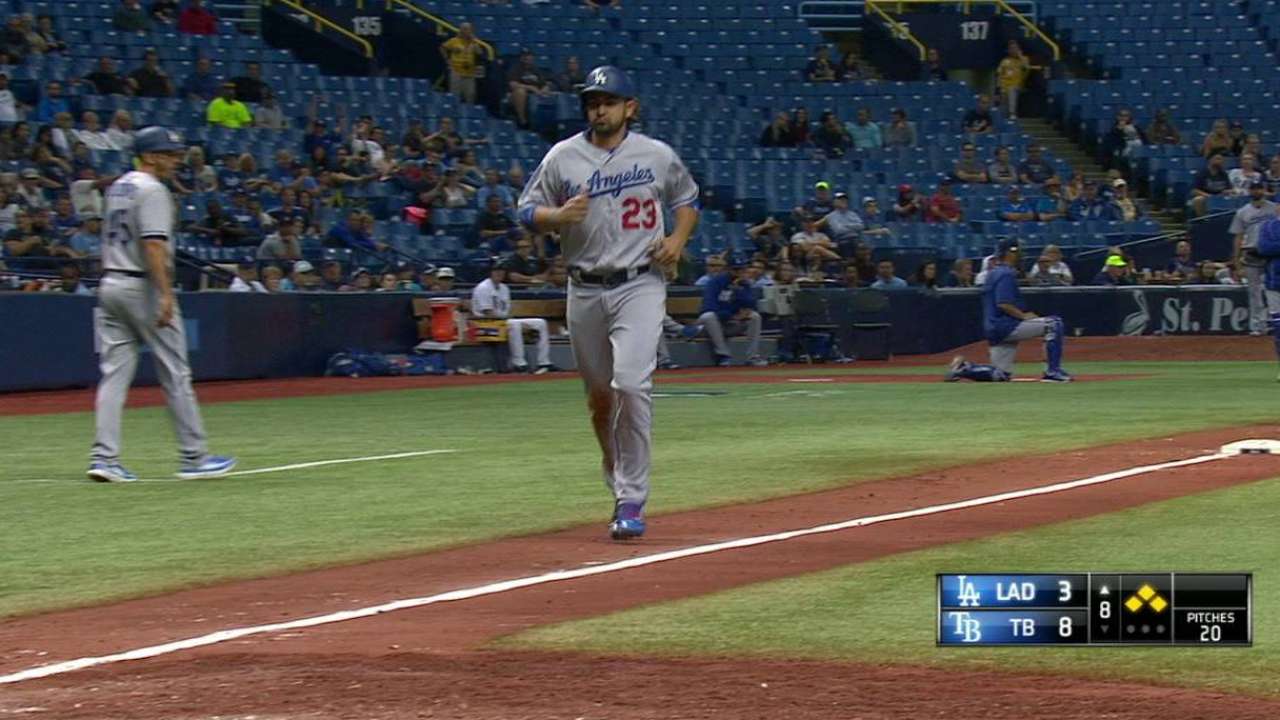 Utley plates Gonzalez with walk