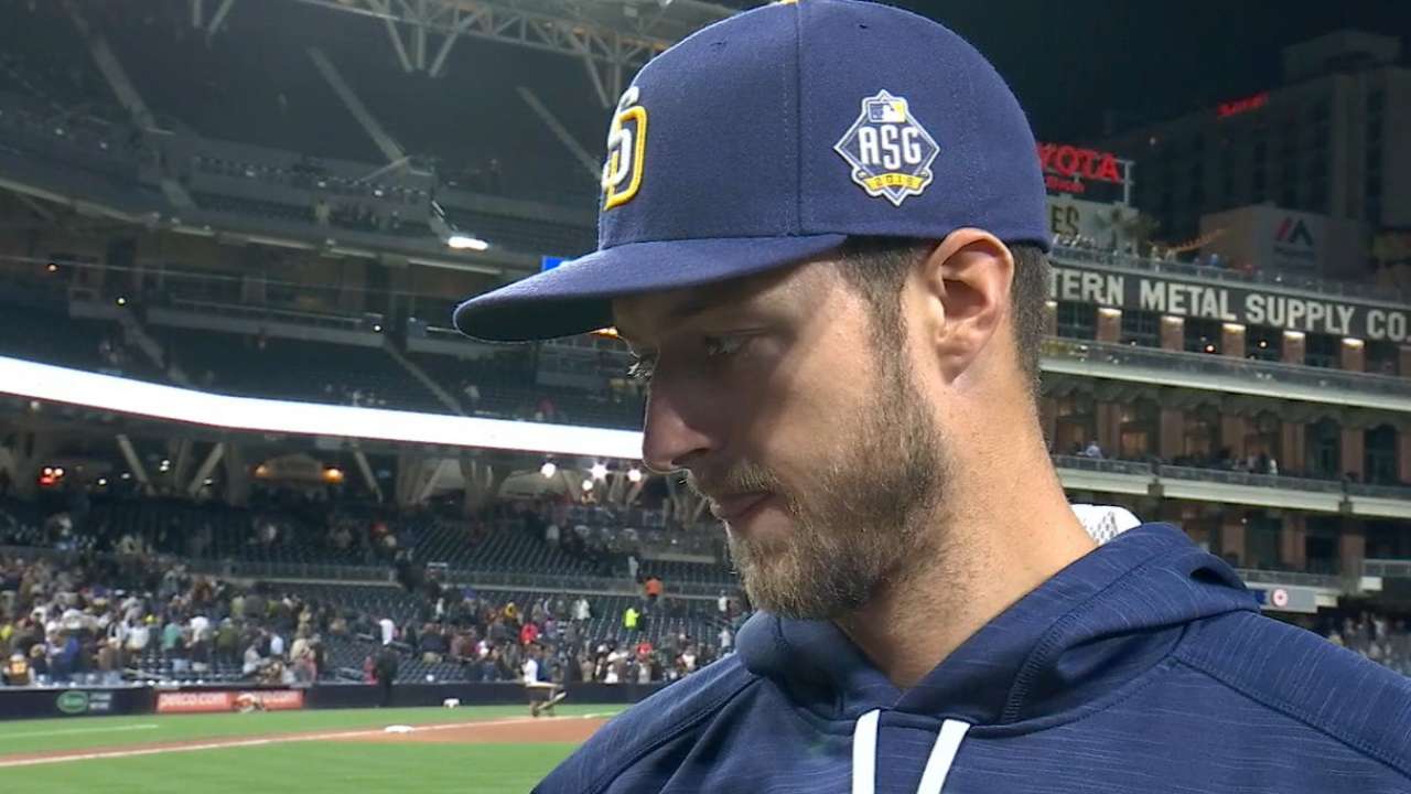 Rea of hope: Righty aims for Padres' history