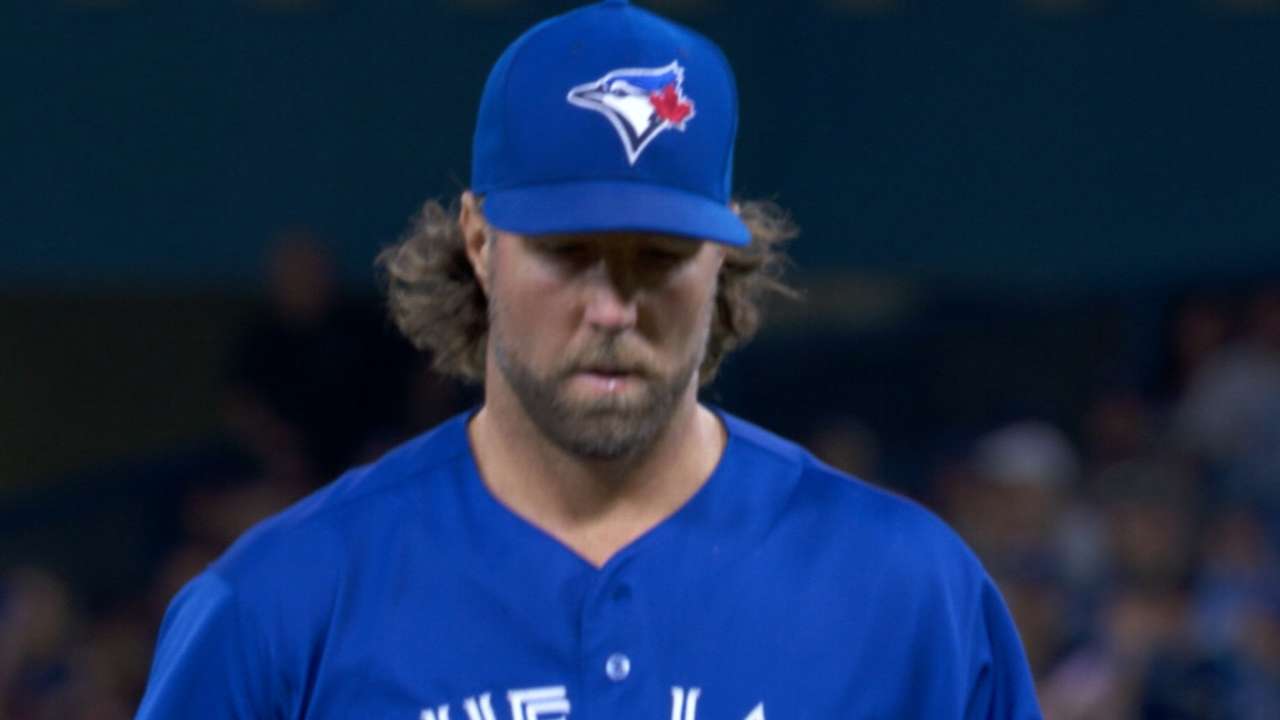 Dickey's seven solid innings