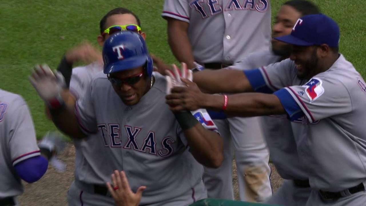 Rangers disparan 5 jonrones en victoria ante Tigres