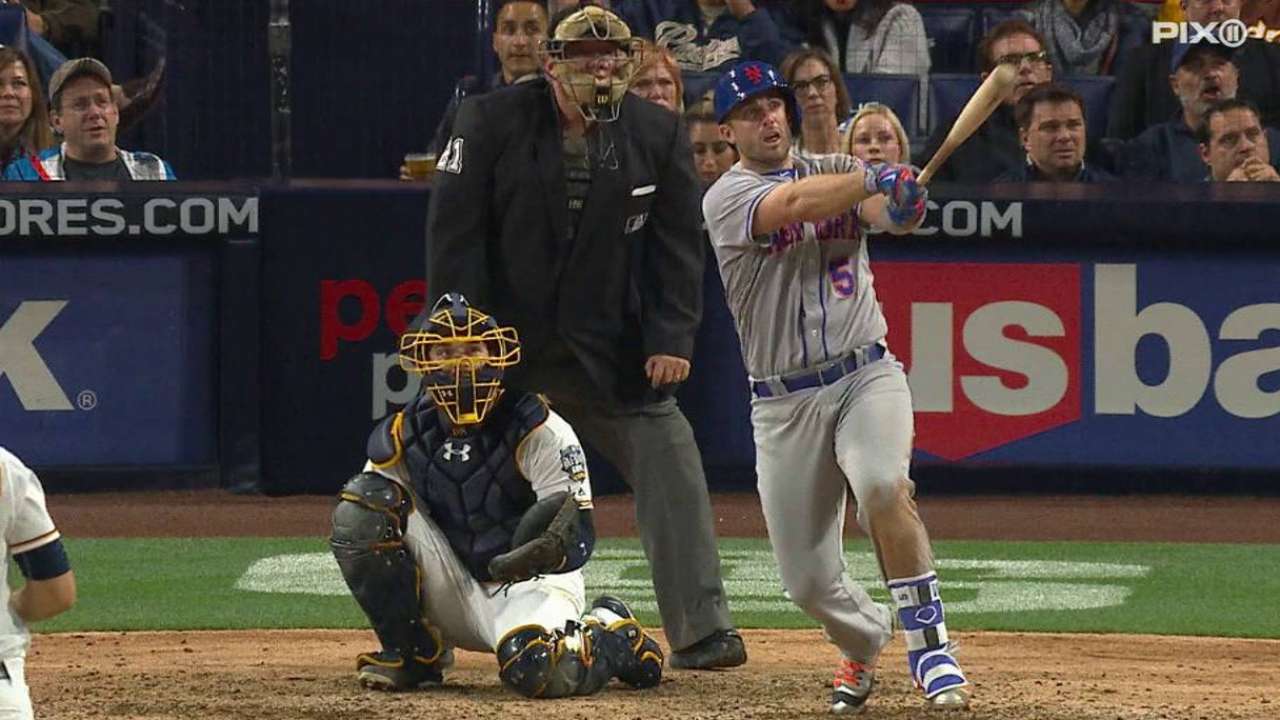 Wright's solo homer to left