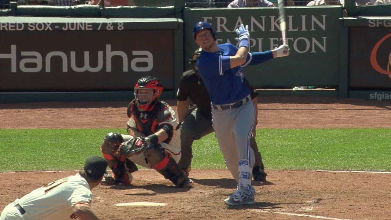 Smoak's RBI single