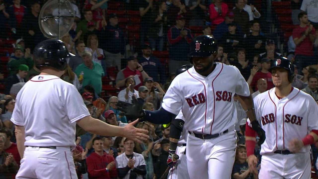 Boston vuelve a apalear a Oakland y barre la serie