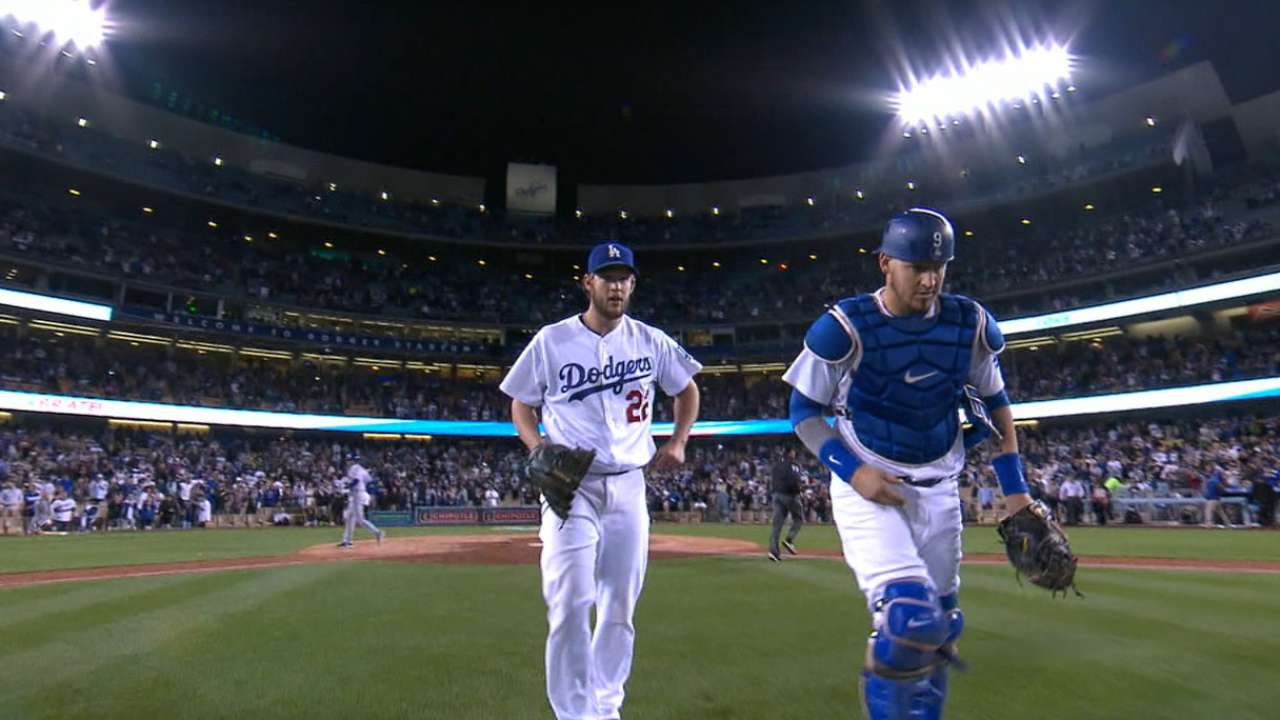 Kershaw fans 10 in five straight