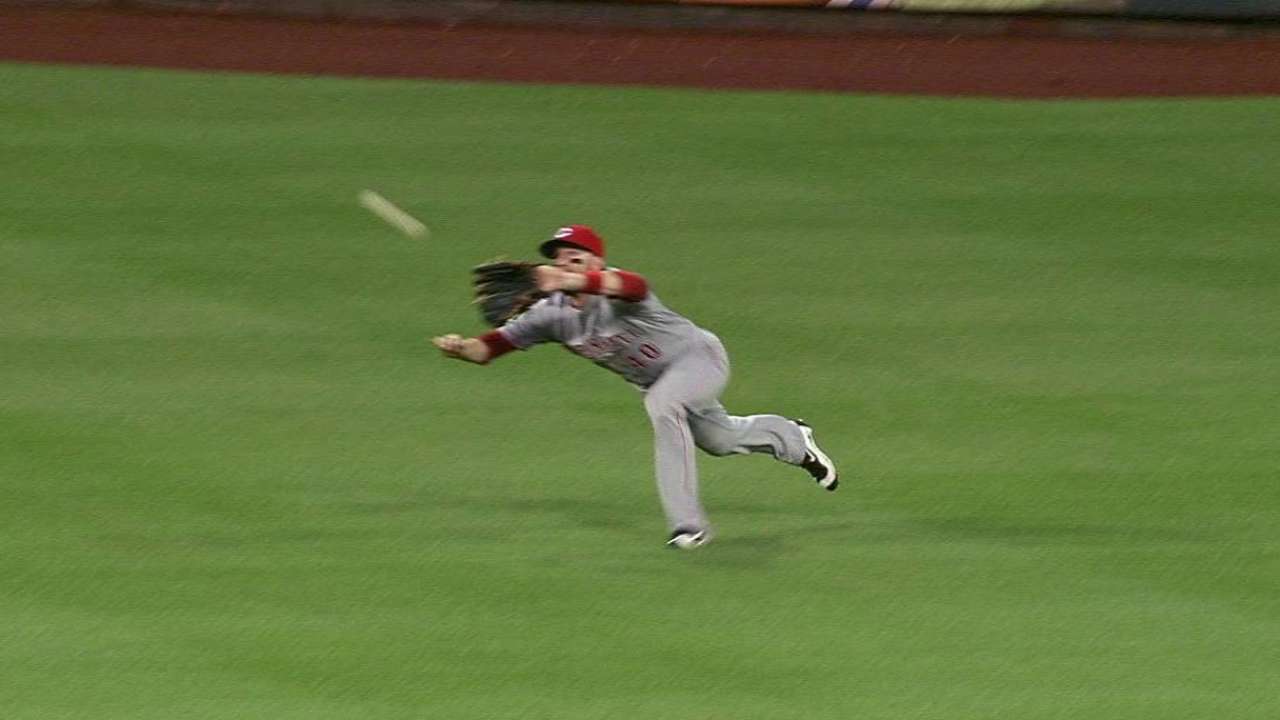 Holt's great diving catch