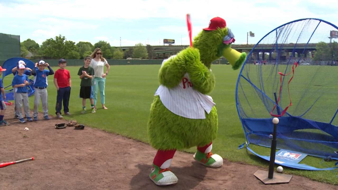 RBI program creates bond with baseball for Philly man