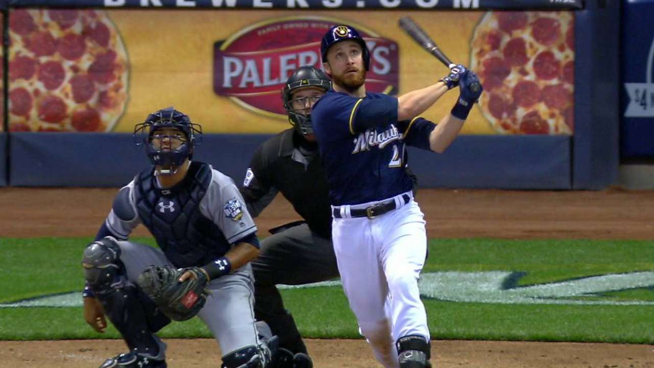 Lucroy's solo shot in extras