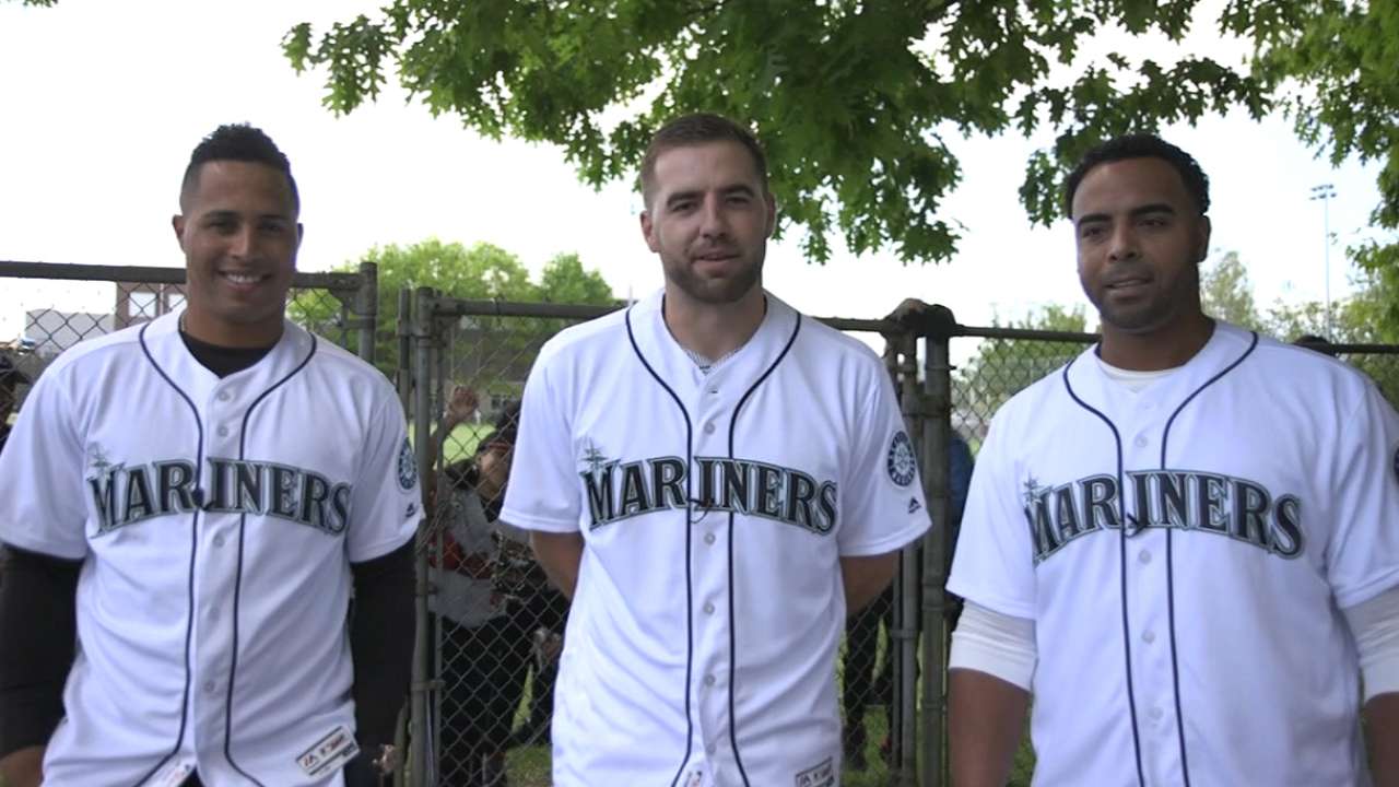 Kids treated to fun during Play Ball Weekend