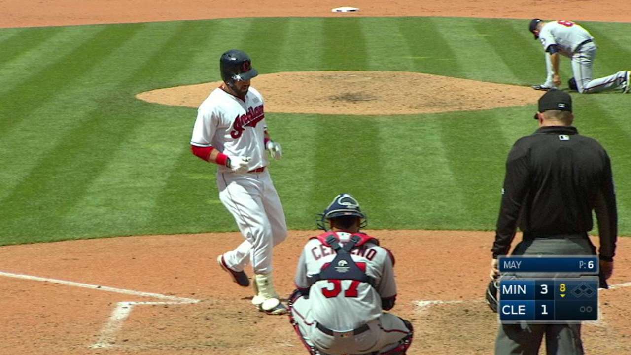 Kipnis' solo homer to right