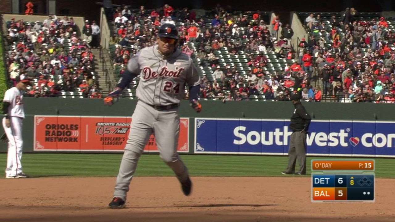 Miggy's long solo blast