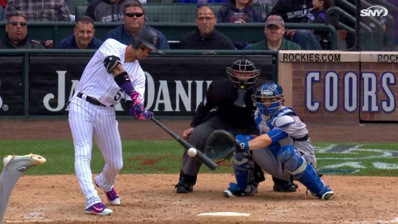 Gonzalez's solo home run