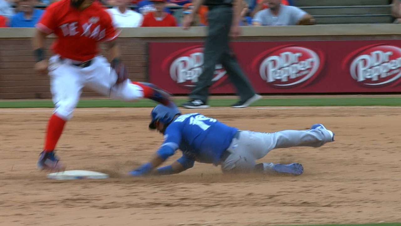 Melee between Rangers, Blue Jays