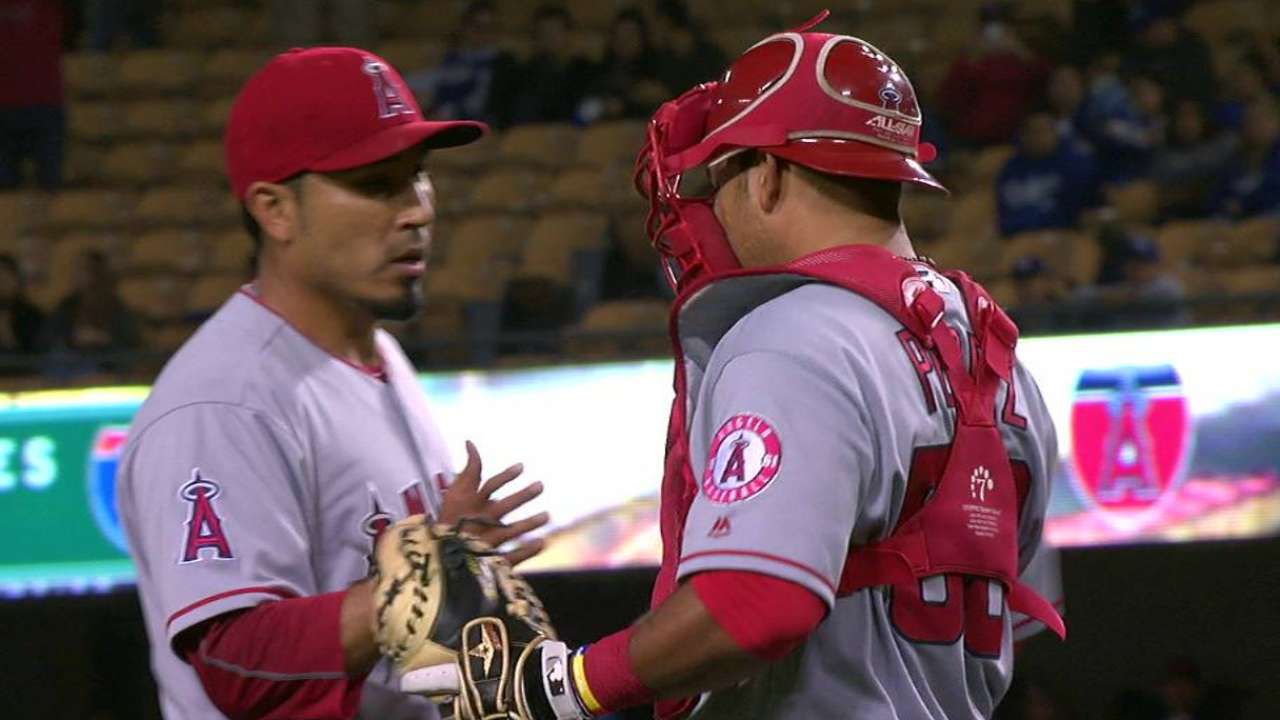 Salas slams the door