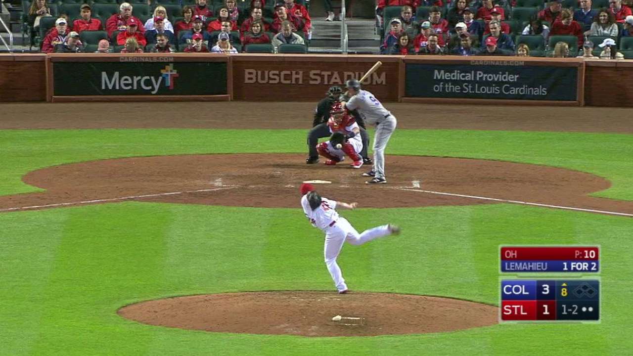 Cards reliever Oh makes quick work of Rox