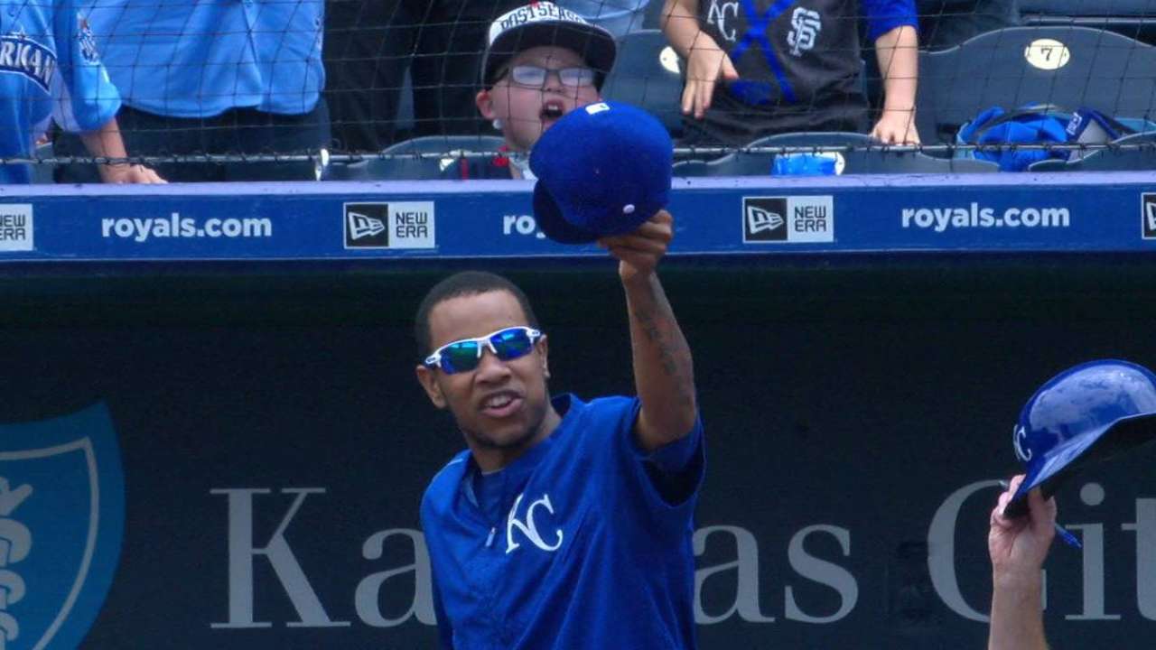 Esky, Hoz combine for stellar defensive play