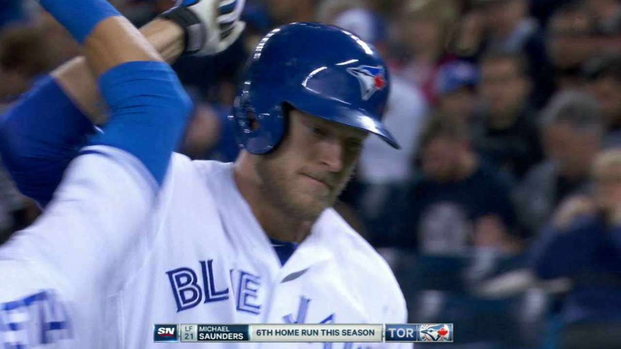 Saunders hammers home run in 5th