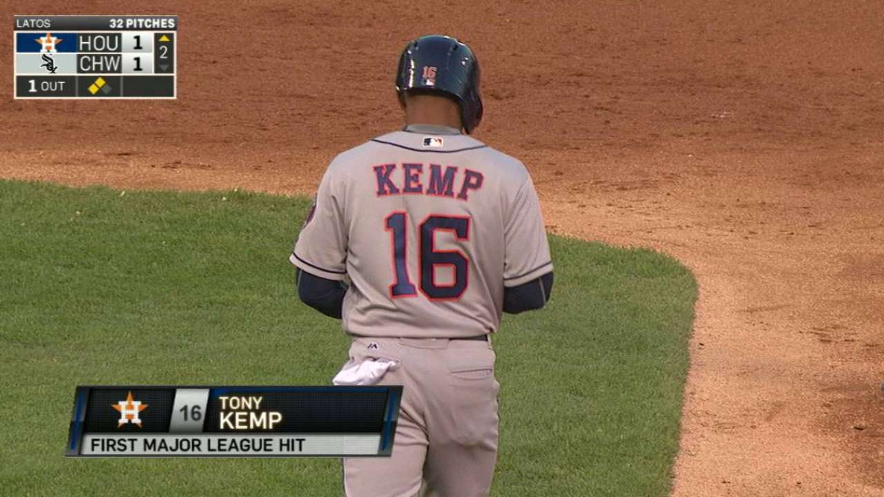 Kemp's first Major League hit