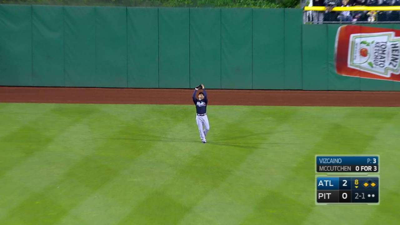Vizcaino gets out of jam