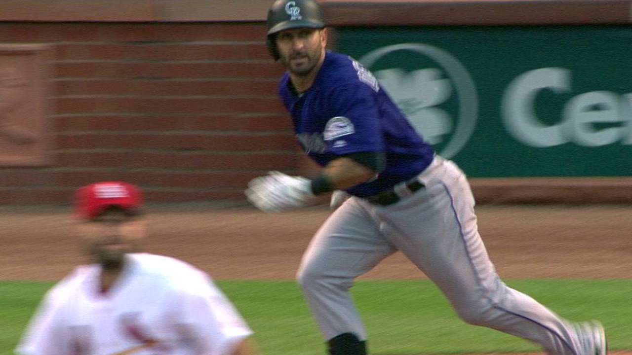 Descalso's two-run single