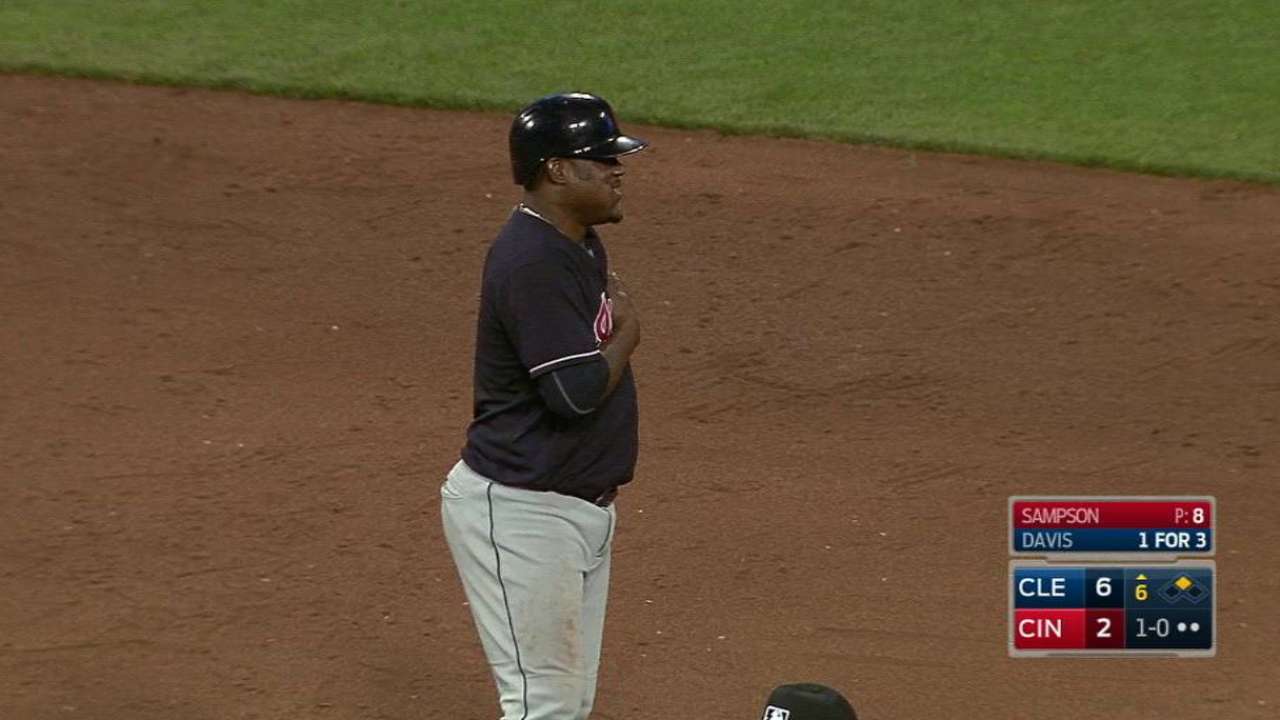 Phillips trata de engañar a Uribe con el truco de la bola escondida