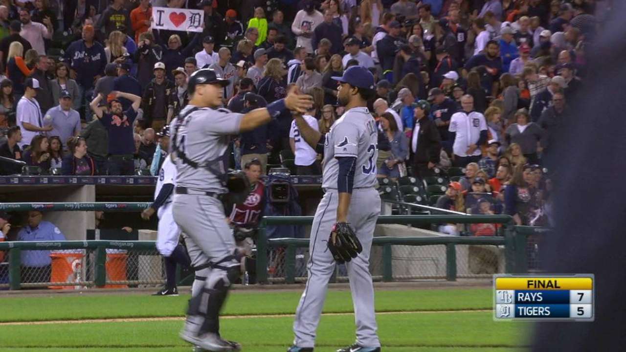 100-win dash: Cash honored after milestone
