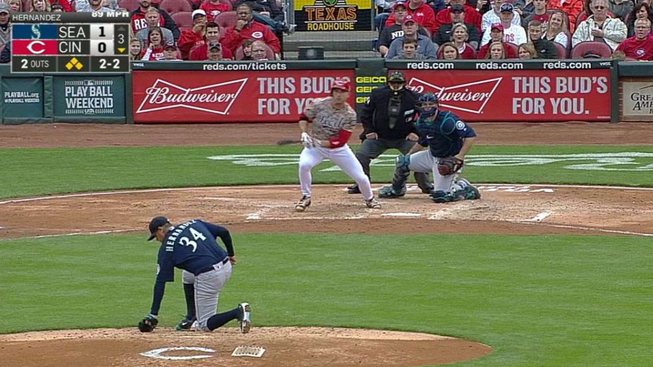 Felix snags a liner