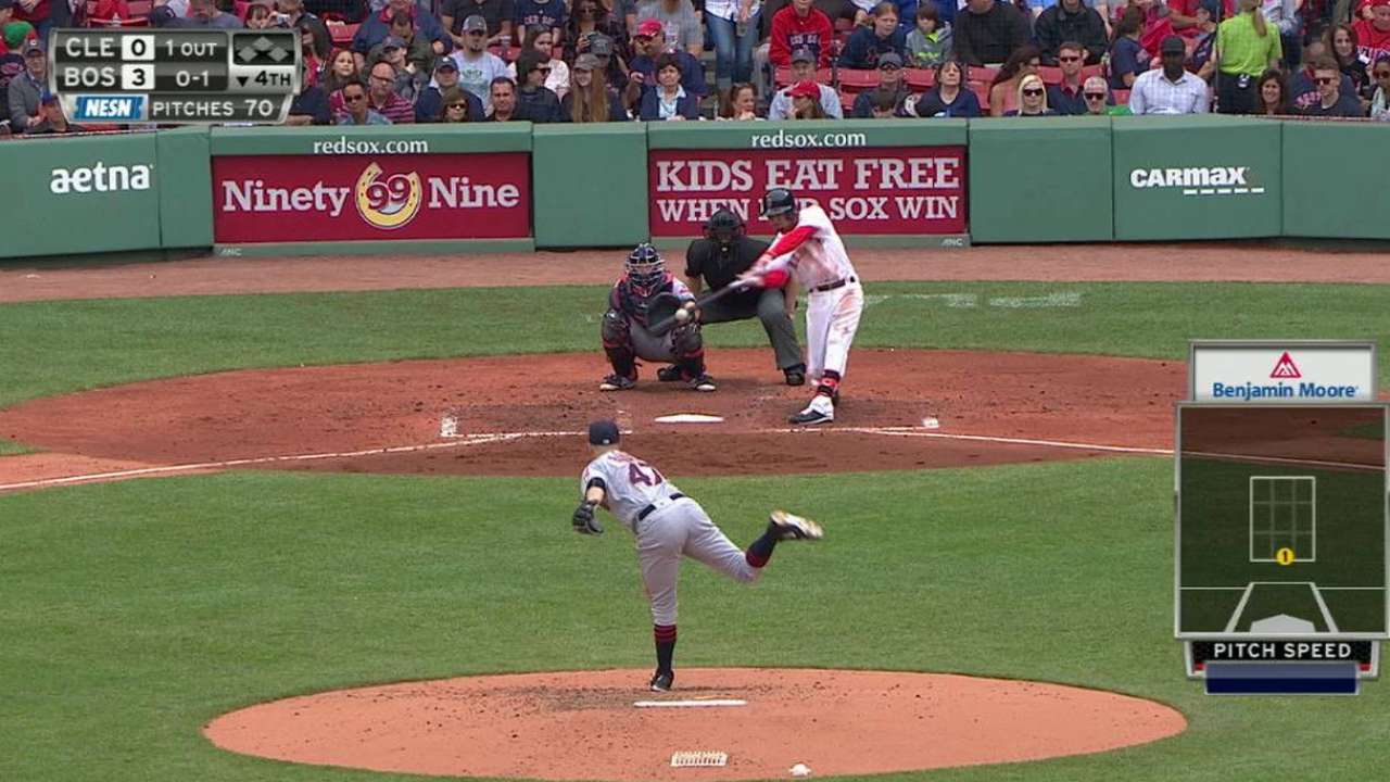 Betts' solo dinger