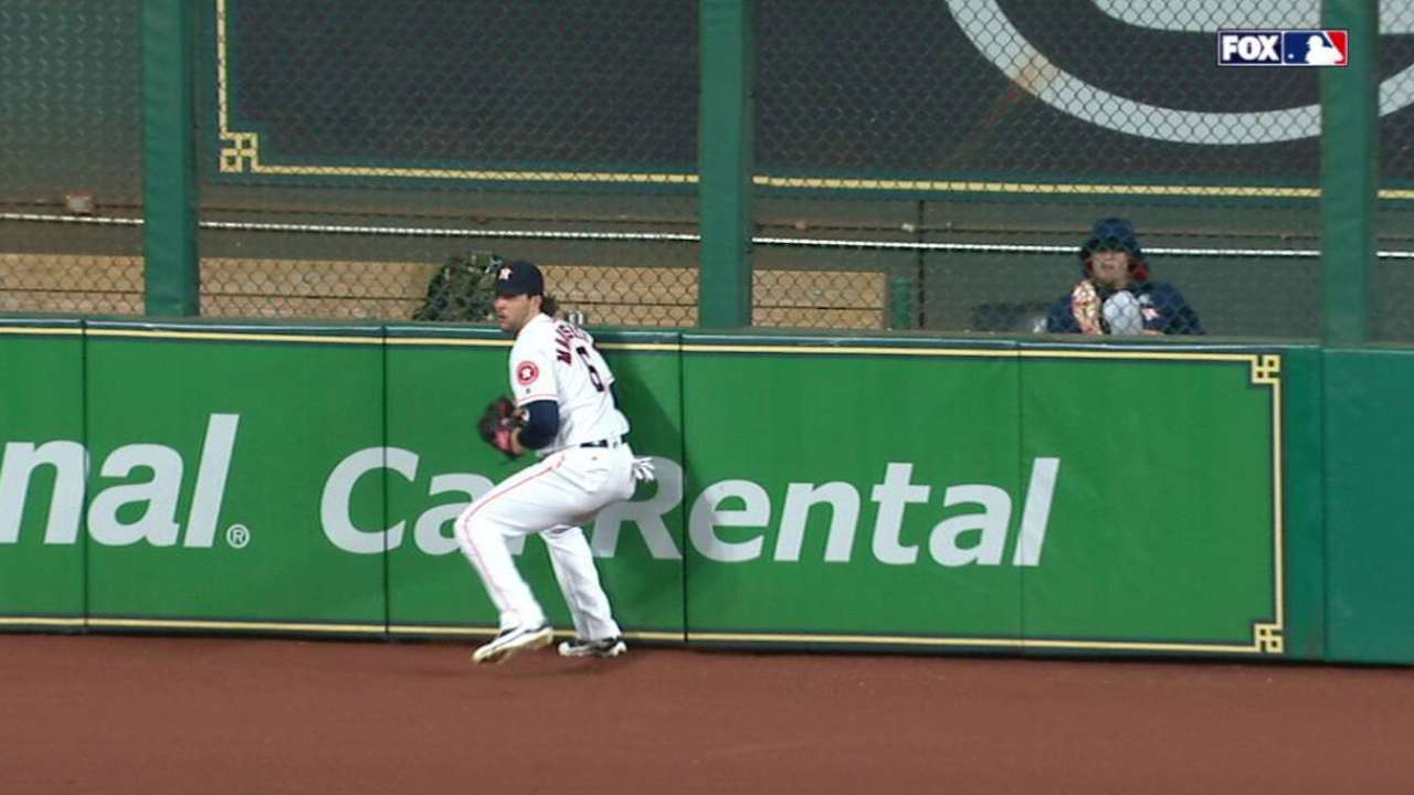 Marisnick robs Andrus of a hit