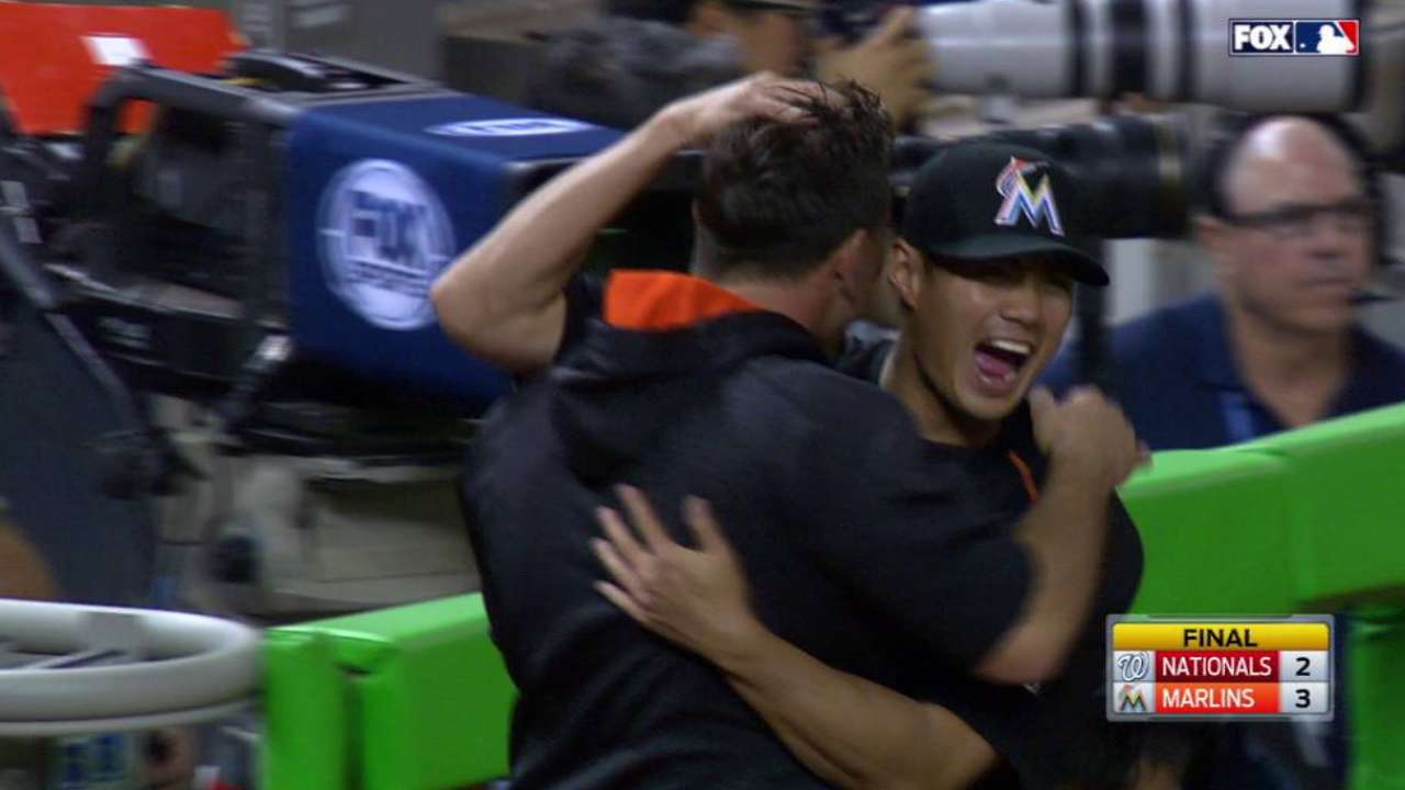 Ramos' great escape act in 9th saves Marlins