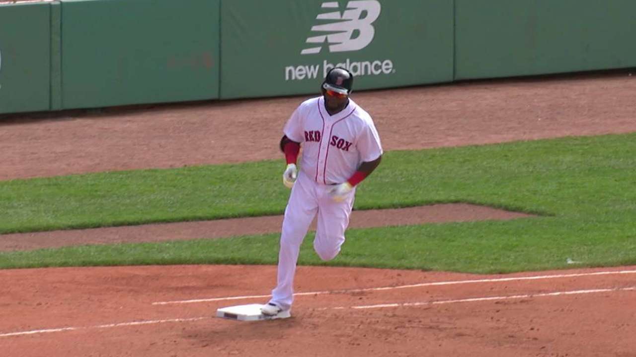 Ortiz's solo home run