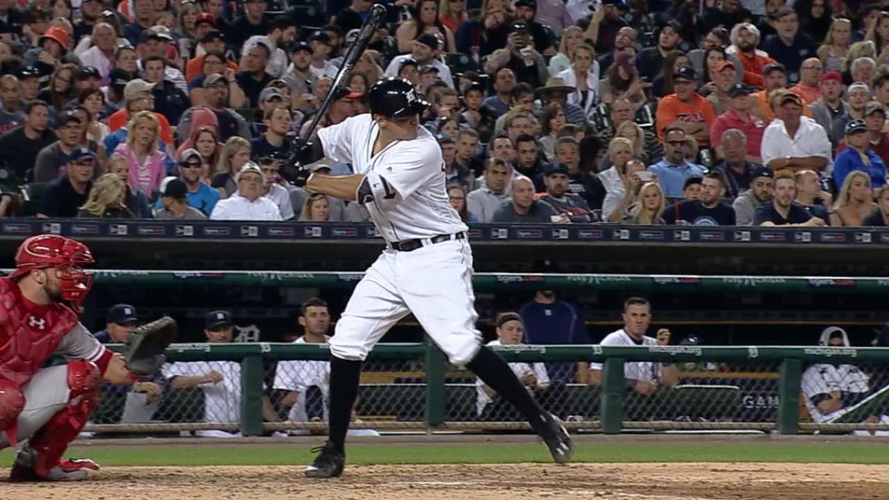 Tigers hit four homers vs. Phils