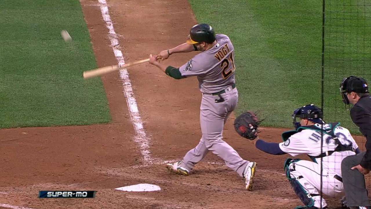 Rich Hill brilla en Seattle y saca del bache a los Atléticos