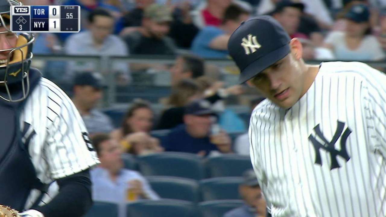 Eovaldi gets out of a jam in 3rd