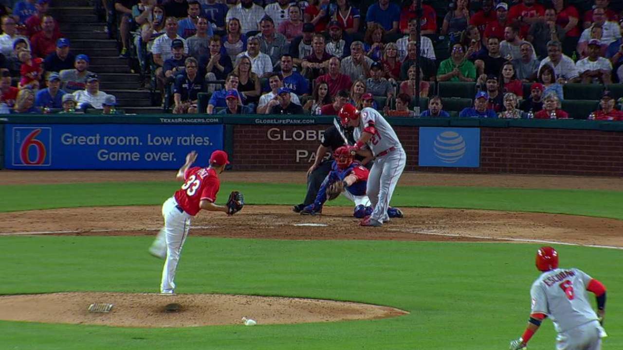 Perez freezes Trout